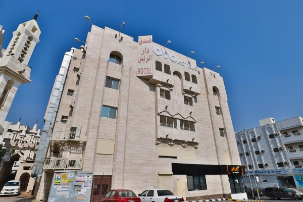 OYO 167 Dar Al Raies Hotel image 8